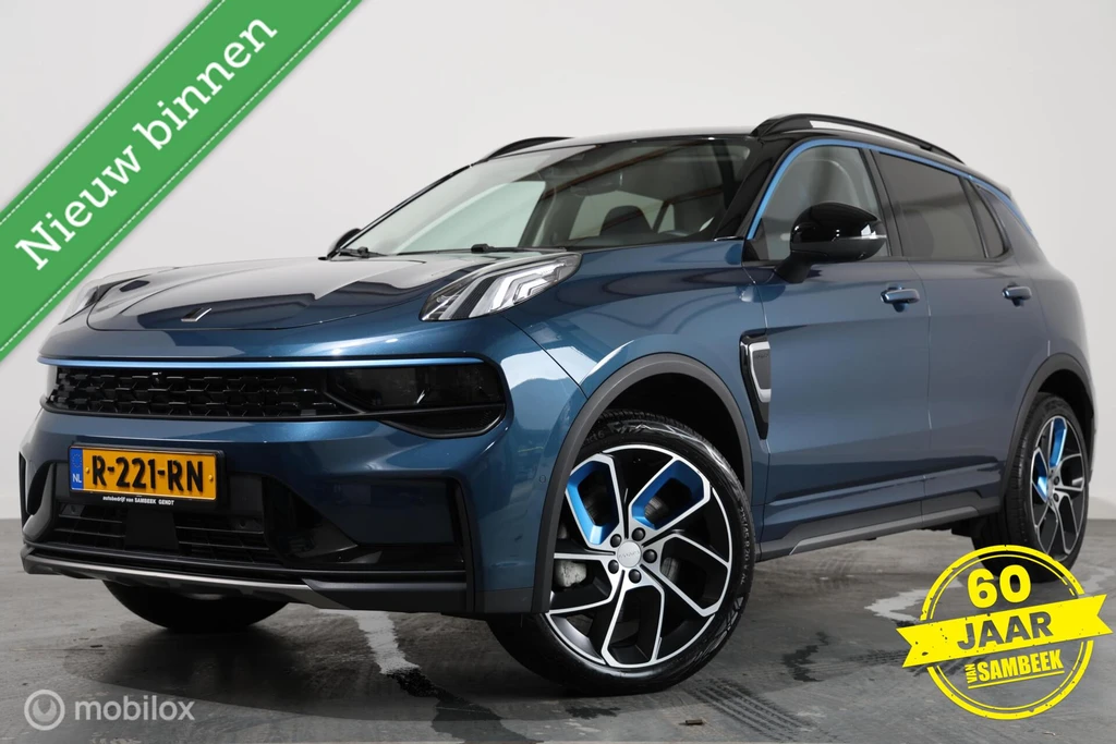 Lynk & Co 01 – foto 1