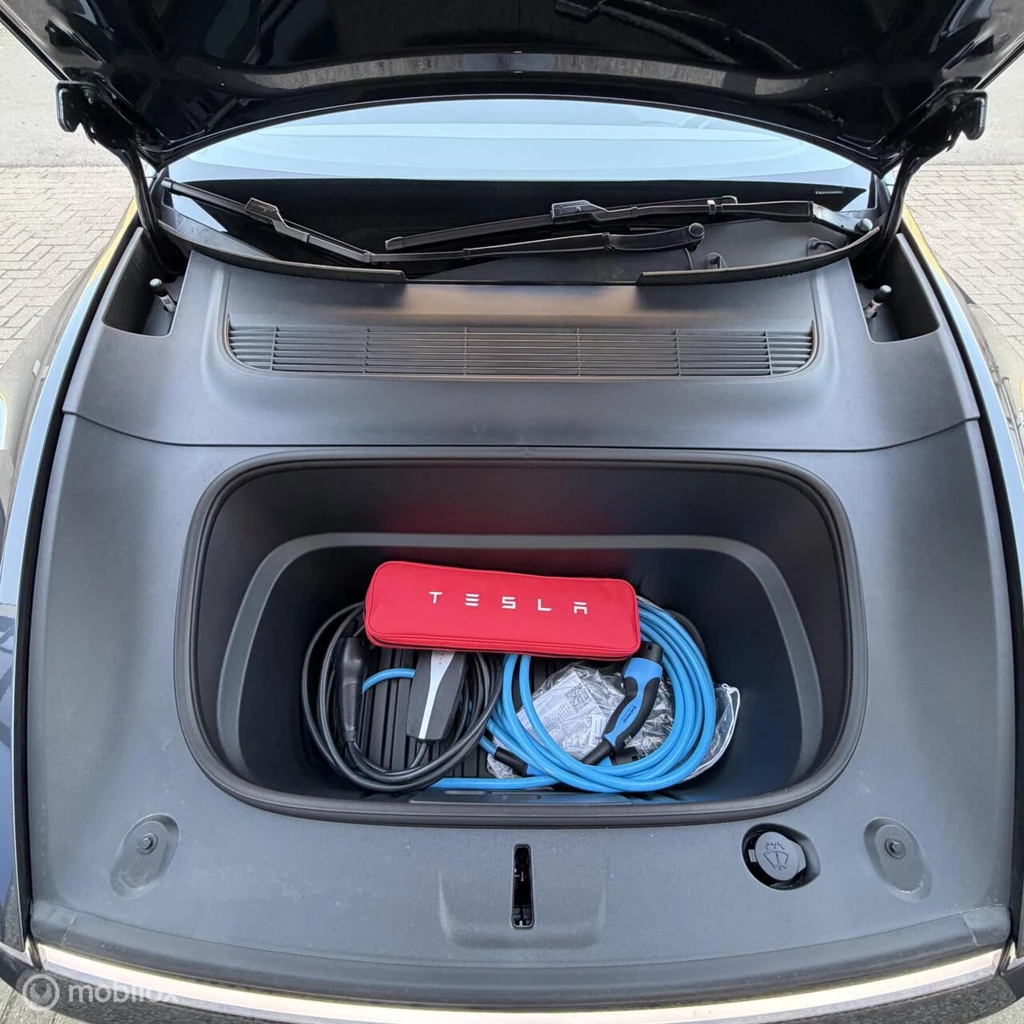 Tesla Model Y – foto 17
