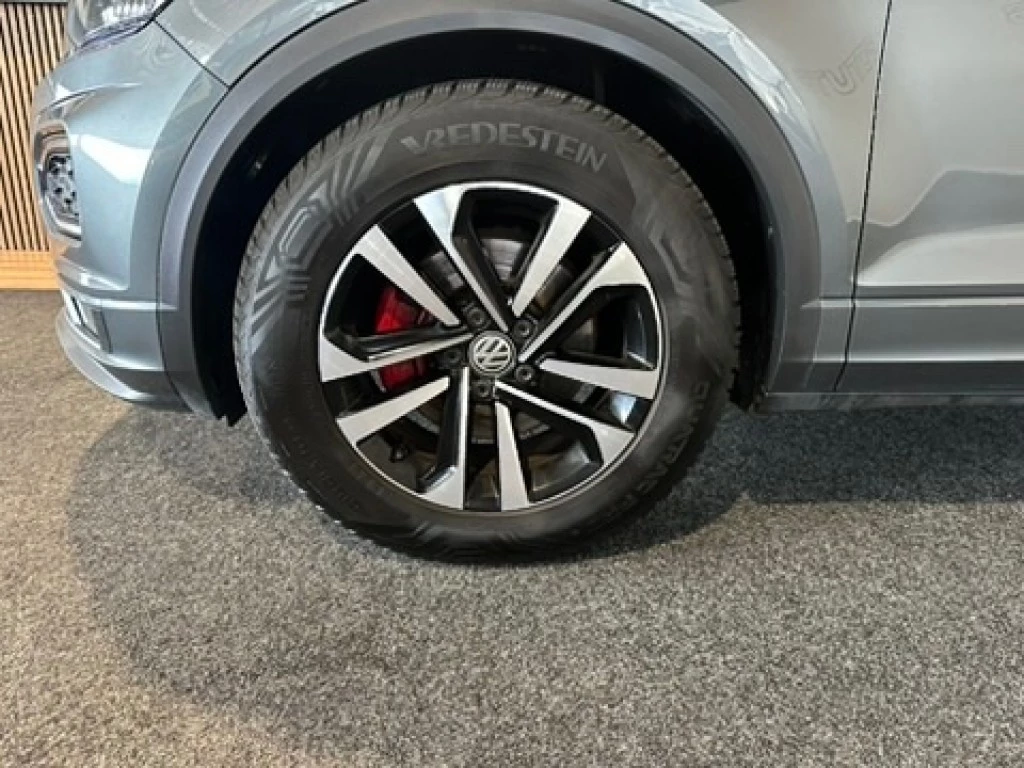 Volkswagen T-Roc – foto 12