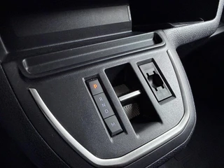 Opel Vivaro – thumbnail 33