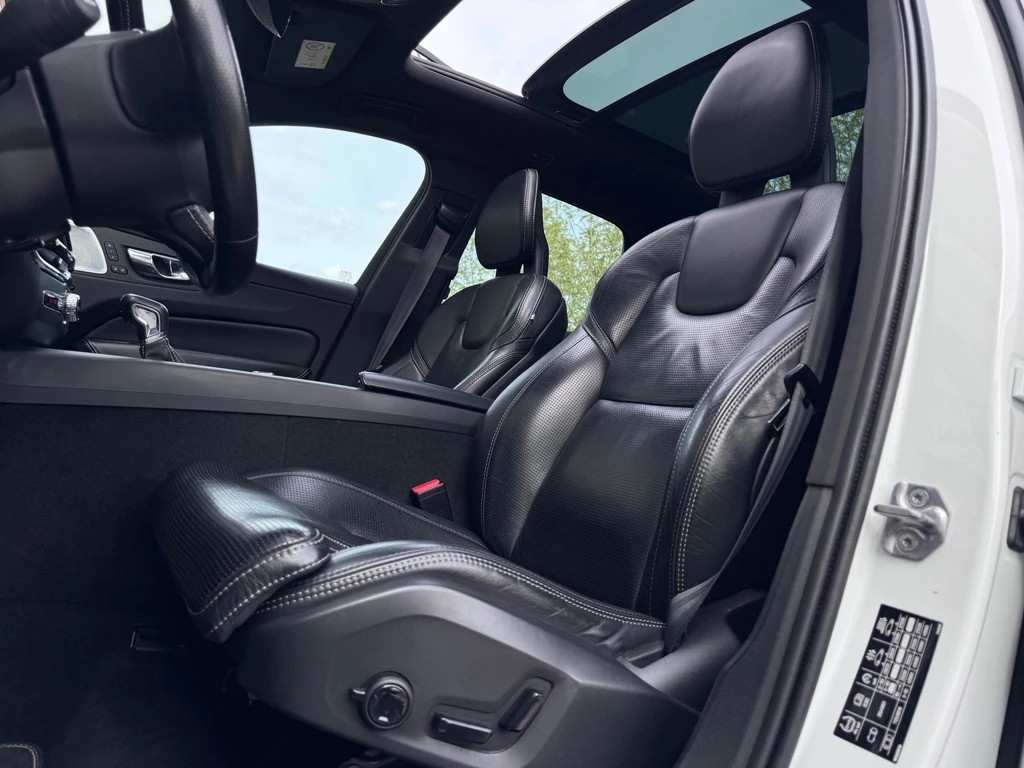 Volvo XC60 – foto 12