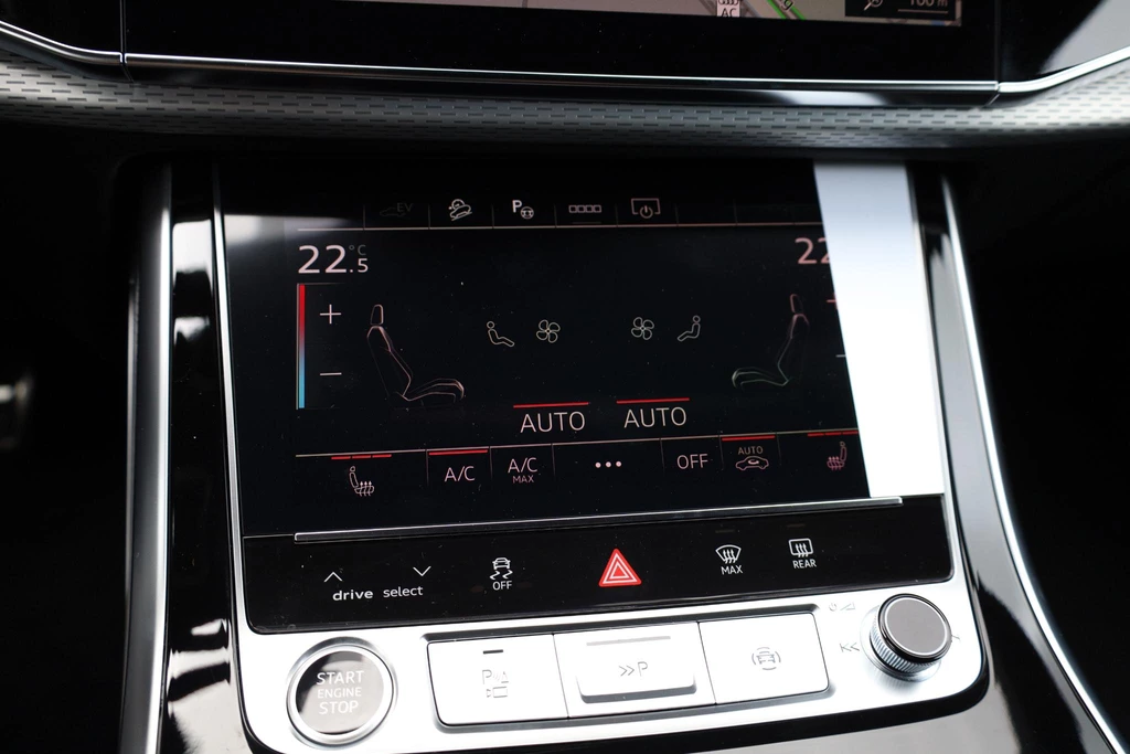 Audi Q8 – foto 35