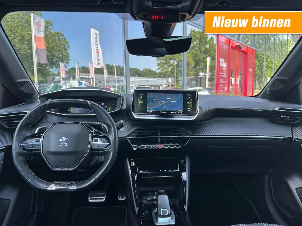 Peugeot 208 – foto 12