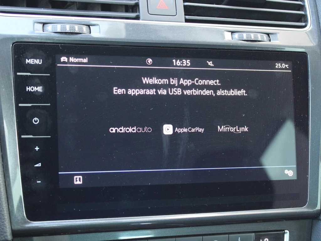 Volkswagen e-Golf – foto 7