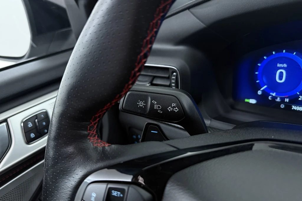 Ford Explorer – foto 41