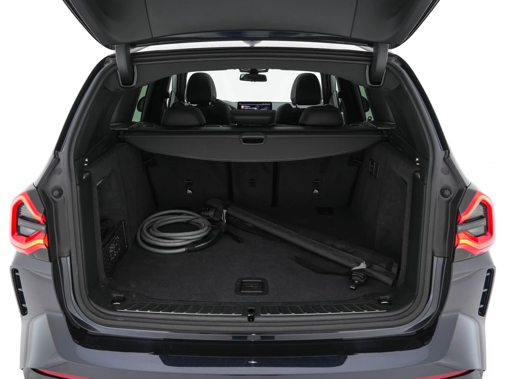 BMW iX3 – foto 11