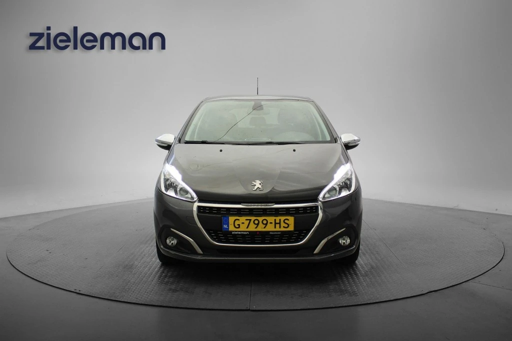 Peugeot 208 – foto 10