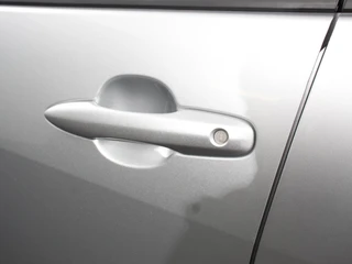 Toyota Yaris – thumbnail 9