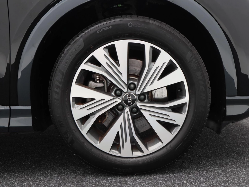 Audi Q4 e-tron – foto 13