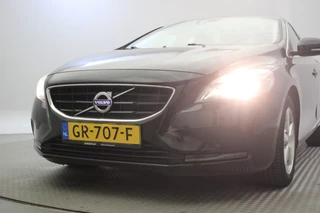 Volvo V40 – thumbnail 2