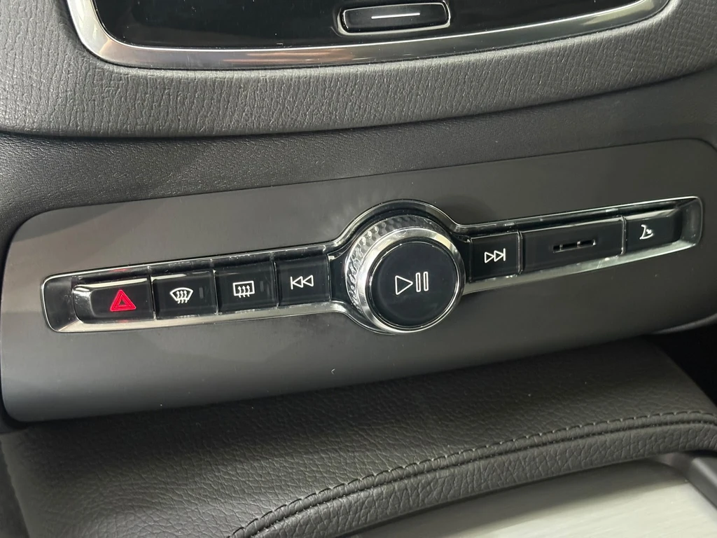 Volvo XC90 – foto 19