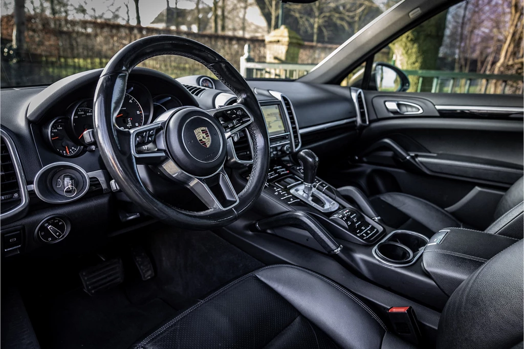 Porsche Cayenne – foto 10