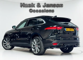 Jaguar F-PACE – thumbnail 3
