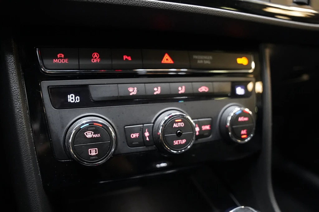 SEAT Leon – foto 18