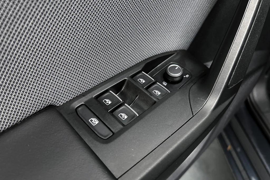 SEAT Leon – foto 24