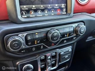 Jeep Wrangler – thumbnail 20