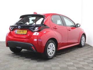 Toyota Yaris – thumbnail 6