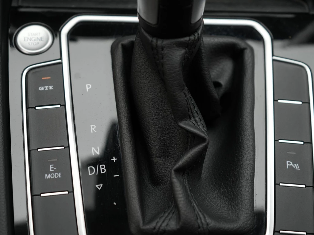 Volkswagen Passat – foto 30