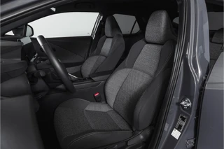 Toyota C-HR – thumbnail 12