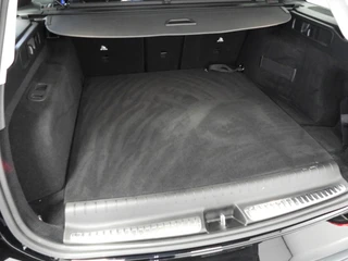 Mercedes-Benz C-Klasse – thumbnail 36