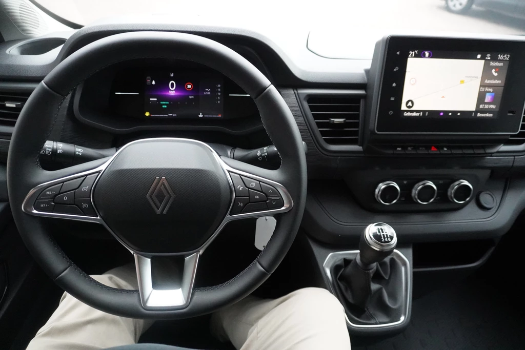 Renault Trafic – foto 15