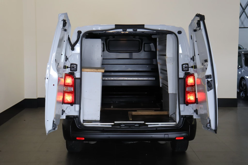 Opel Vivaro – foto 12