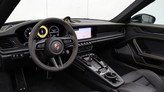 Porsche 911 – thumbnail 18