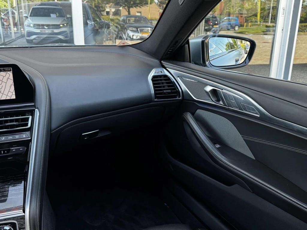 BMW 8 Serie – foto 36