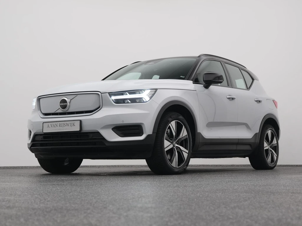 Volvo XC40 – foto 2