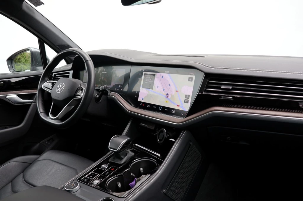 Volkswagen Touareg – foto 11
