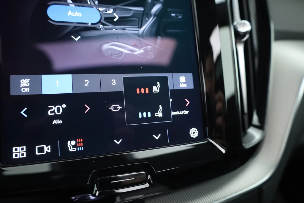 Volvo XC60 – foto 33