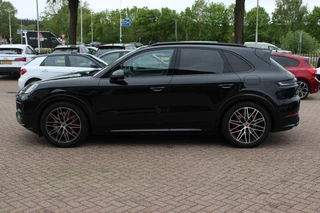 Porsche Cayenne – thumbnail 2