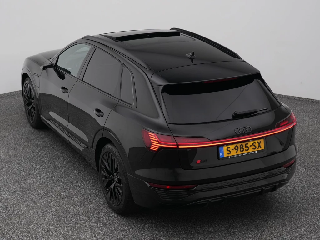 Audi Q8 e-tron – foto 6
