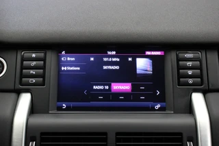 Land Rover Discovery Sport – thumbnail 23