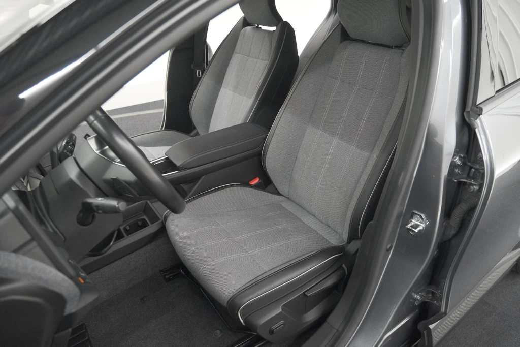 Renault Megane E-Tech – foto 34