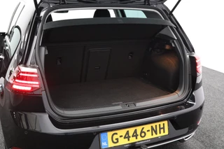 Volkswagen Golf – thumbnail 23