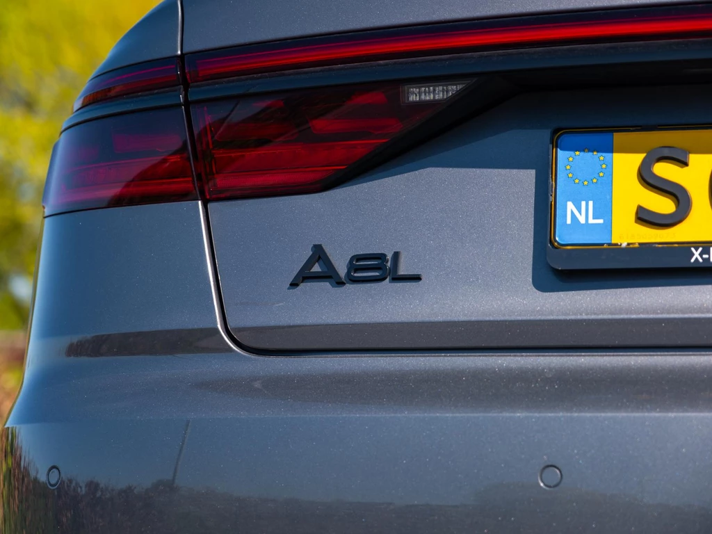 Audi A8 – foto 31