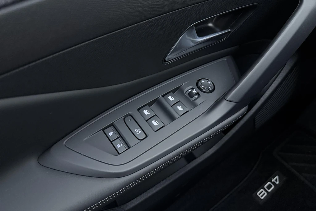 Peugeot 408 – foto 29