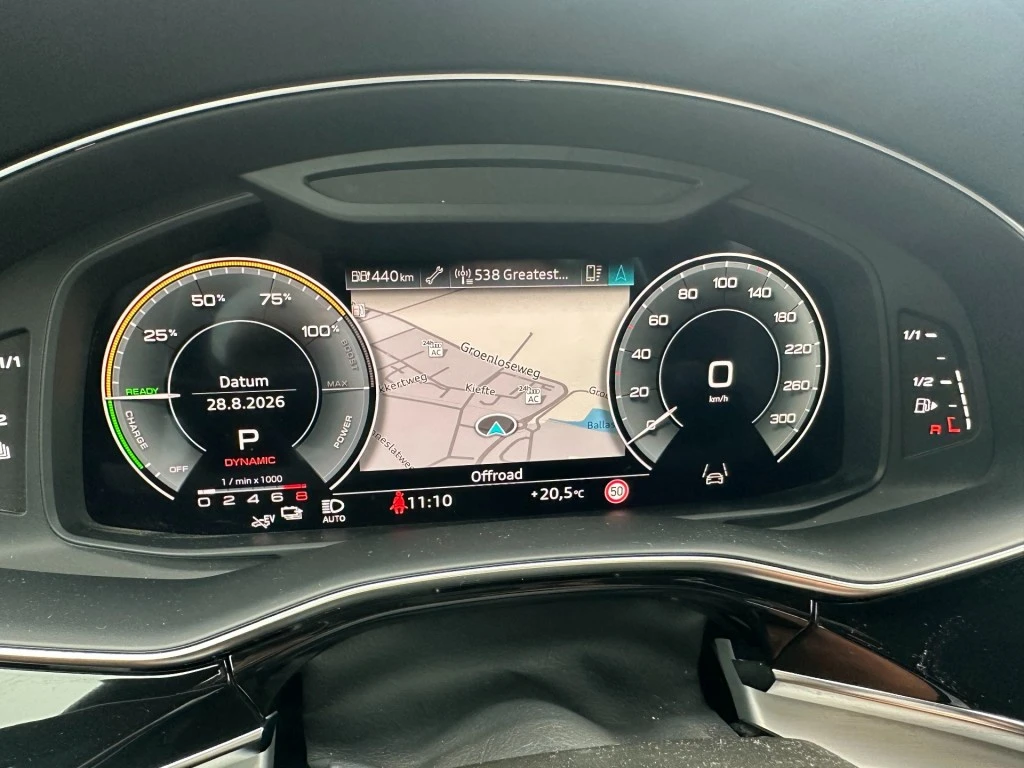 Audi Q8 – foto 12