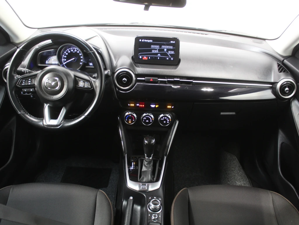 Mazda 2 – foto 11