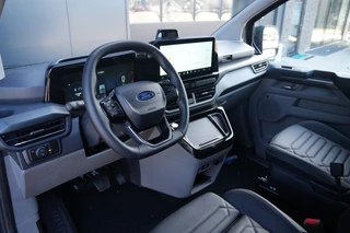 Ford Tourneo Custom – thumbnail 16