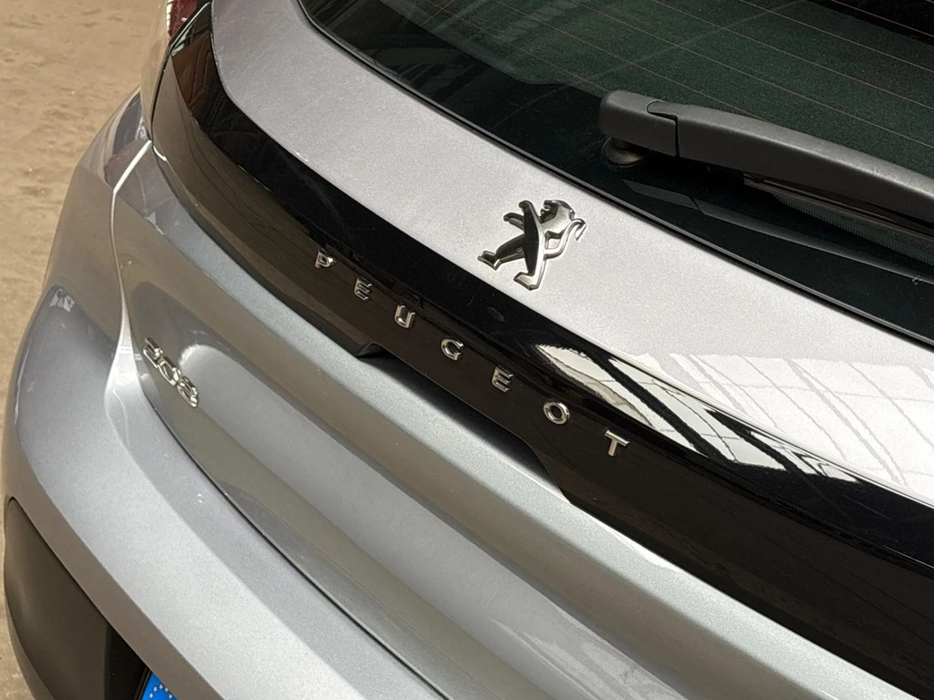 Peugeot 208 – foto 25