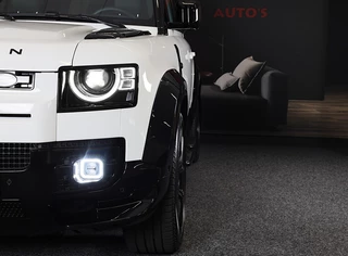 Land Rover Defender – thumbnail 2