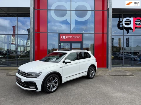 Volkswagen Tiguan 1.4 TSI ACT Business R 3 X R-Line Vol | Panorama | 360 Camera | Memory Seats | Leder | Trekhaak