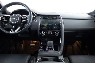 Jaguar E-PACE – thumbnail 21