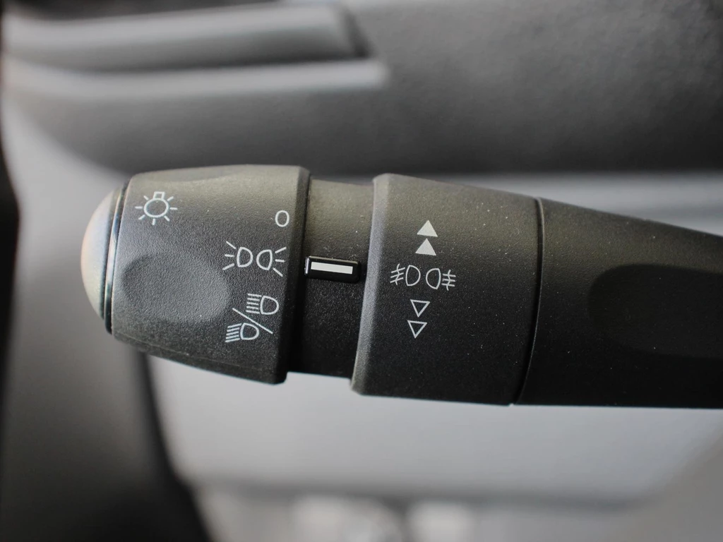 Opel Vivaro – foto 19