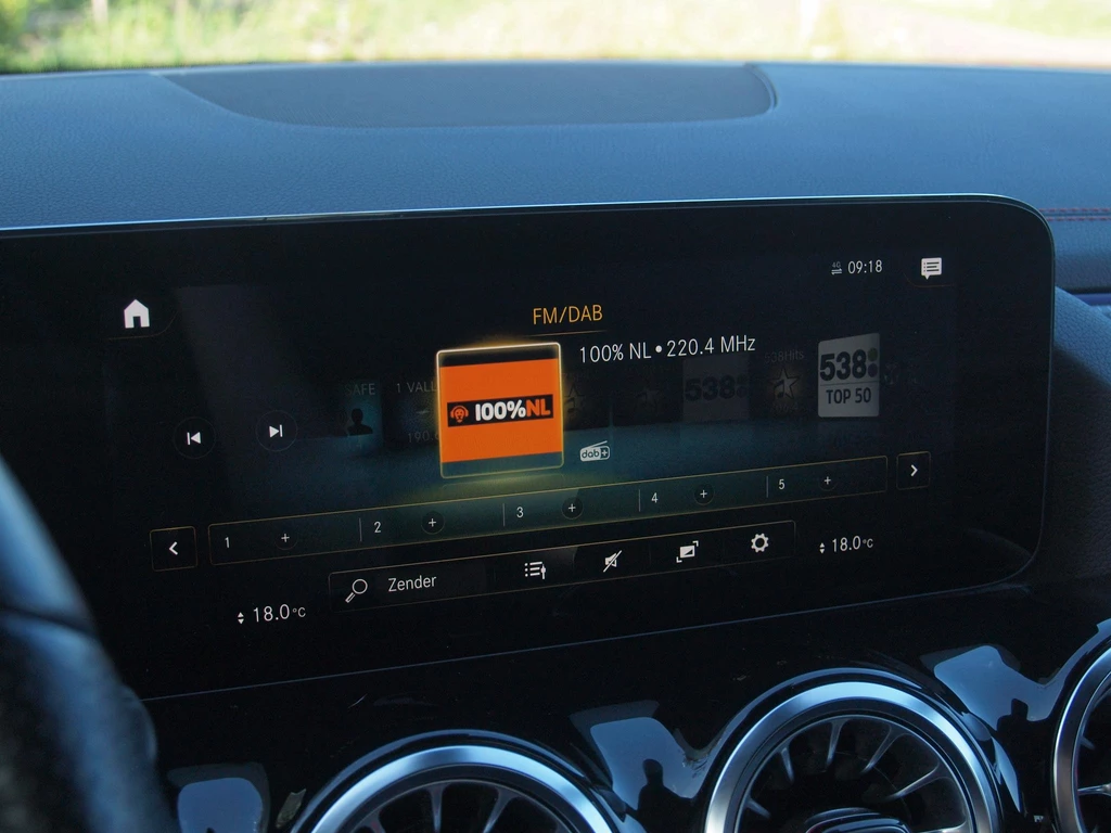 Mercedes-Benz EQA – foto 19