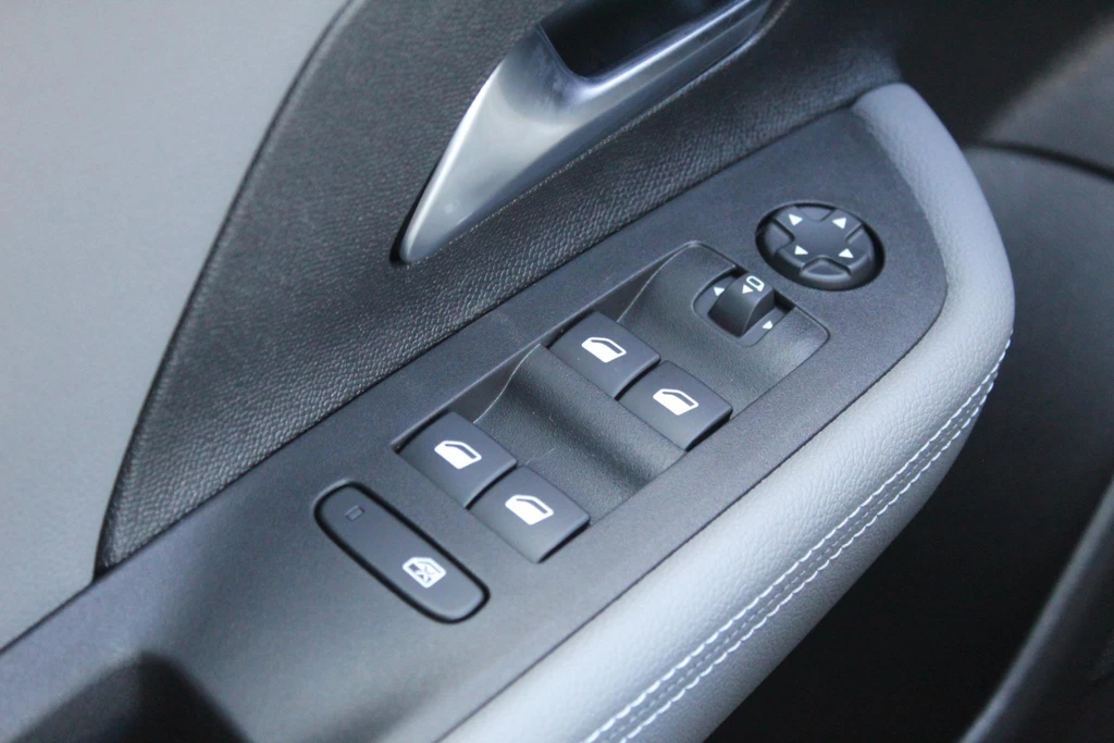 Opel Mokka-e – foto 15