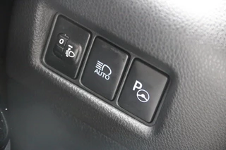 Toyota C-HR – thumbnail 16