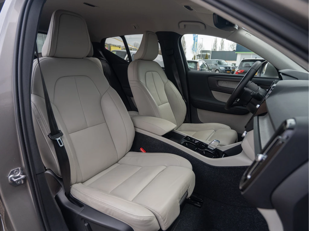 Volvo XC40 – foto 43